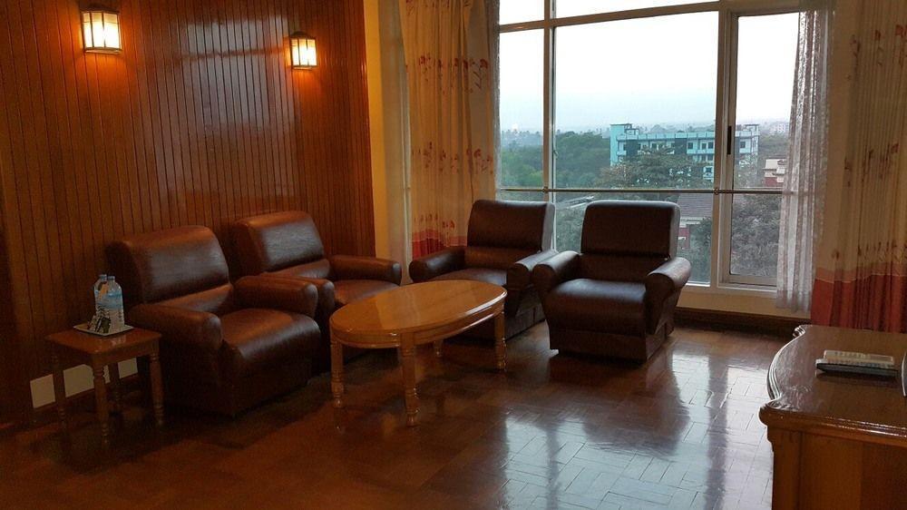Panda Hotel Rangun Kültér fotó